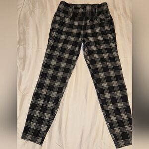 SOHO - Black and white plaid pants